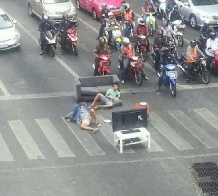 Oni to tako i nikako drugačije: Skupili smo najčudnije fotke koje ćete danas vidjeti