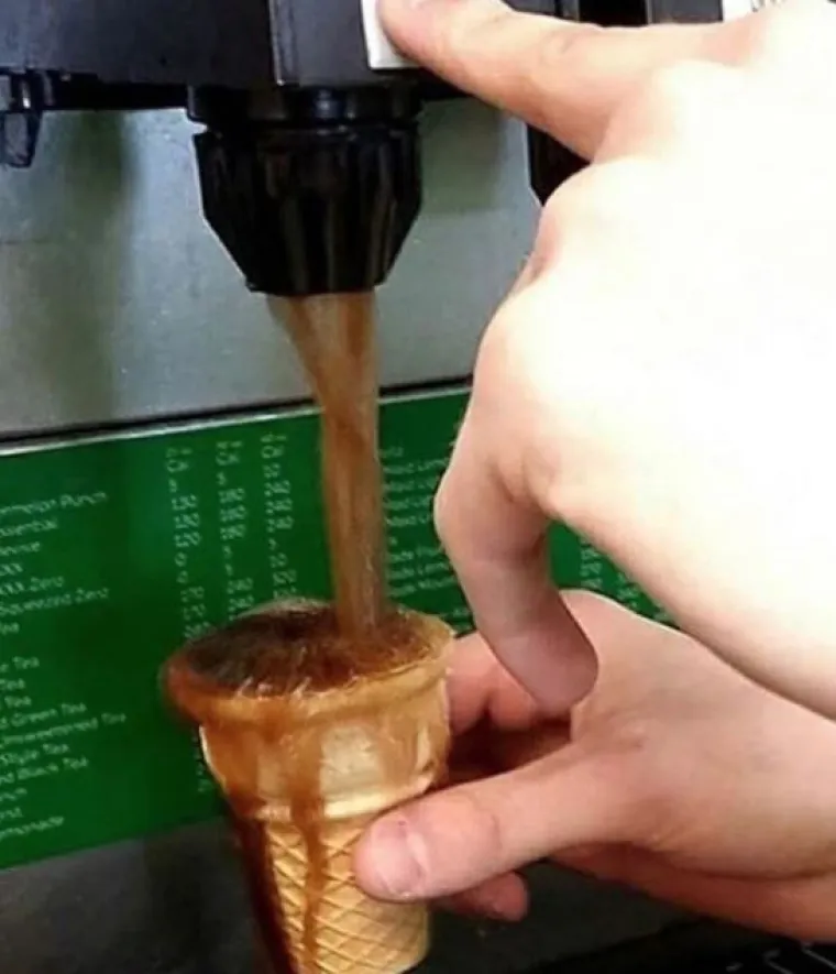 Oni to tako i nikako drugačije: Skupili smo najčudnije fotke koje ćete danas vidjeti