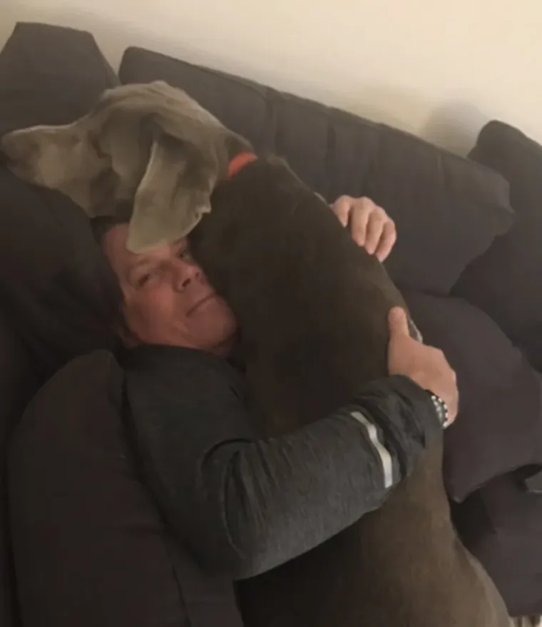 Tko tu pije, a tko plaća?: 25 slika ljubimaca koji su nakratko zaboravili tko je gazda