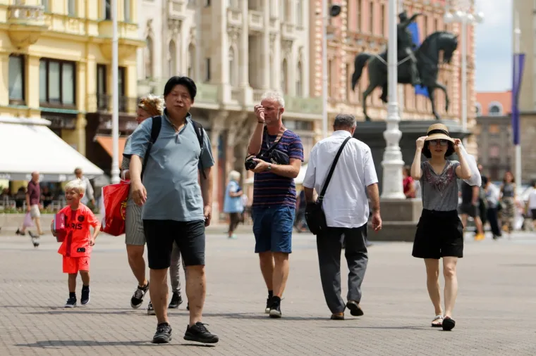 TOP 8: Tko ljetuje u Hrvatskoj? Poljaci u prvih pet, domaći tek na 3. mjestu