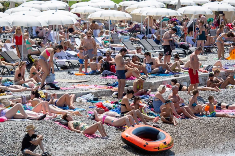 TOP 8: Tko ljetuje u Hrvatskoj? Poljaci u prvih pet, domaći tek na 3. mjestu