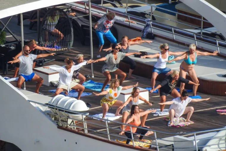 'Brod duhovne obnove' Ane Bučević plovi Jadranom: Za 7 dana naplaćuje 16.000 kn, na jahti i Iva Todorić