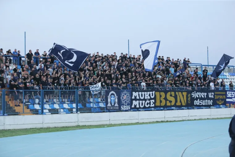 DINAMO U OSIJEKU: Zavirite u galeriju i osjetite da&scaron;ak atmosfere iz Gradskog vrta