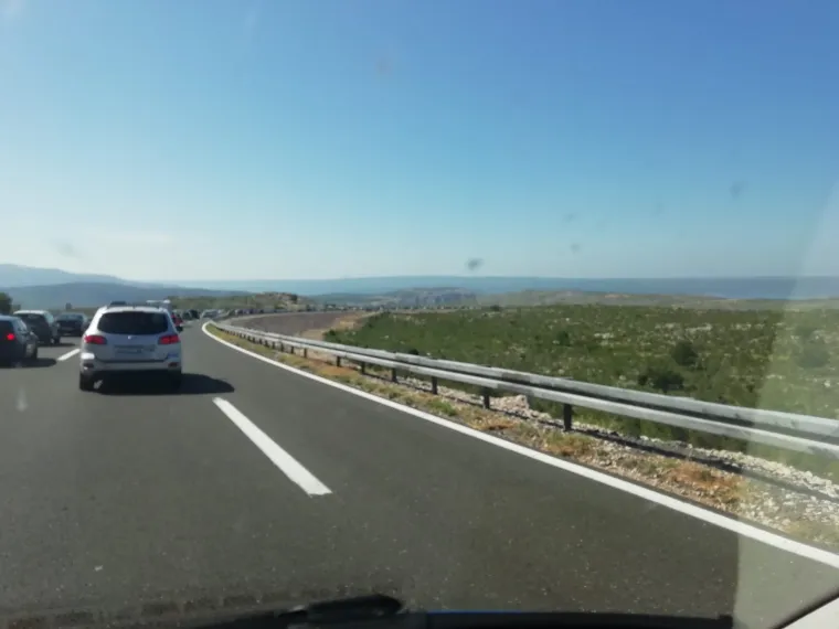 Gužve na cestama diljem Hrvatske: Najprometnije na Lučkom i u Splitu!