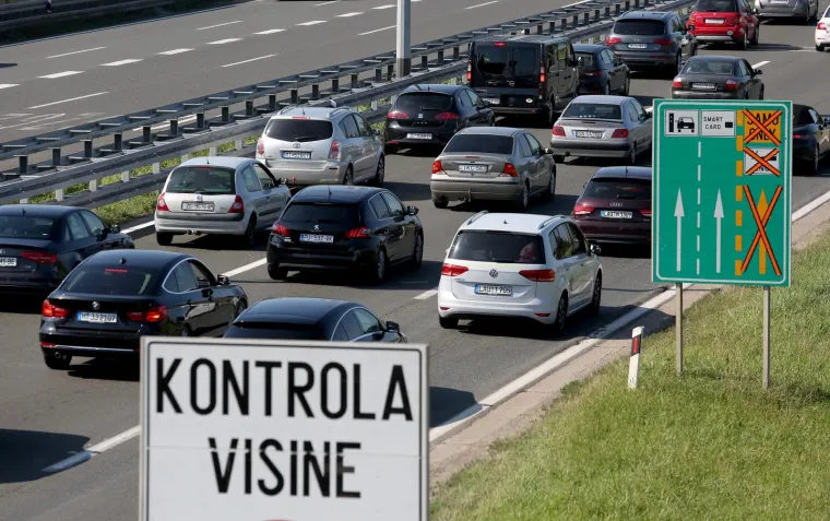 Gužve na cestama diljem Hrvatske: Najprometnije na Lučkom i u Splitu!