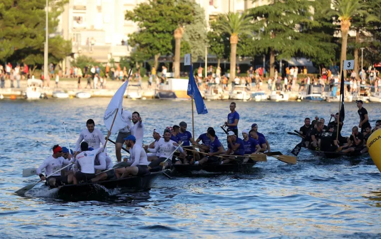Zavr&scaron;io je 22. Maraton lađa: Trijumf 'Gusara' iz Komina, drugi pro&scaron;logodi&scaron;nji prvaci 'Stablina'