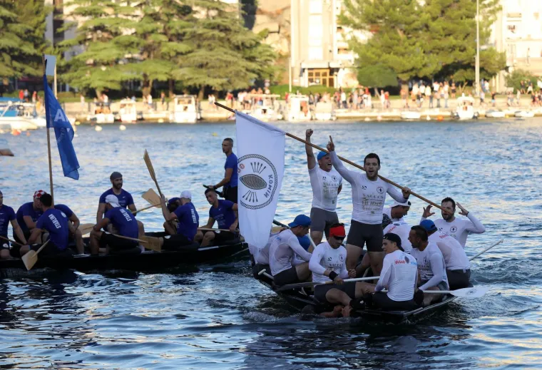 Zavr&scaron;io je 22. Maraton lađa: Trijumf 'Gusara' iz Komina, drugi pro&scaron;logodi&scaron;nji prvaci 'Stablina'