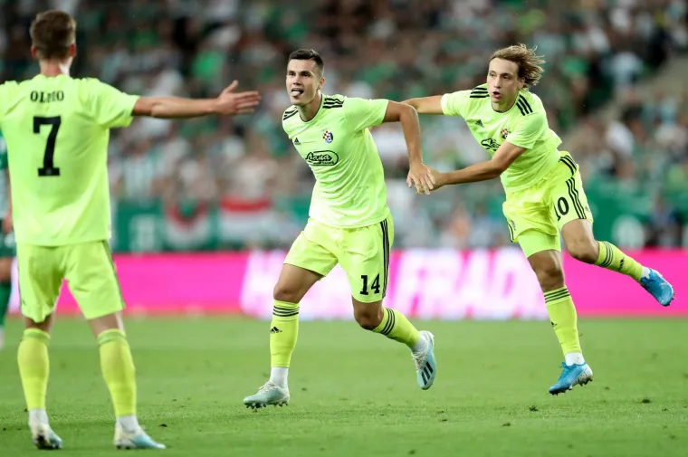 Plavi pomeli Mađare: Domaćinima utrpali četiri gola i u&scaron;li u play off Lige prvaka