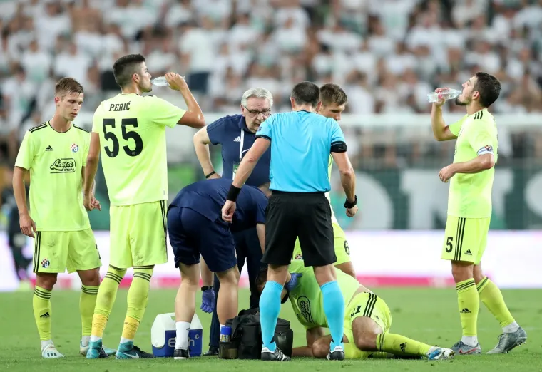 Plavi pomeli Mađare: Domaćinima utrpali četiri gola i u&scaron;li u play off Lige prvaka