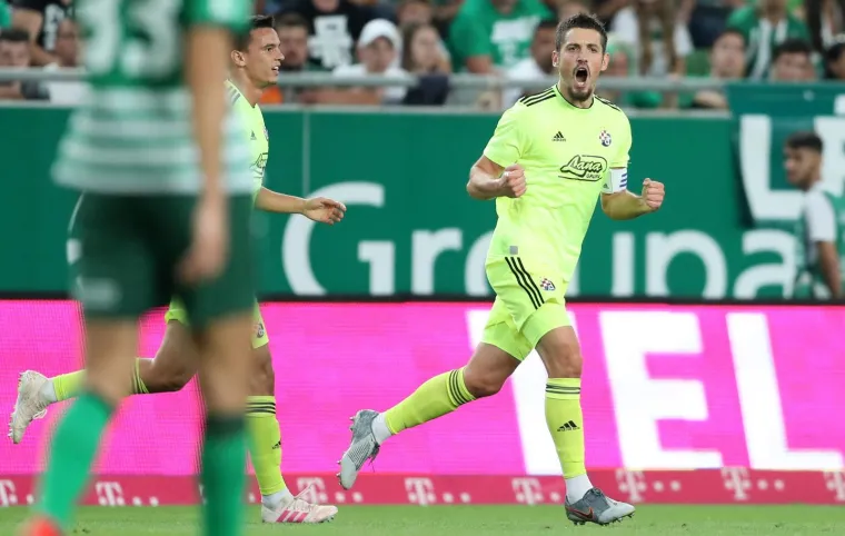 Plavi pomeli Mađare: Domaćinima utrpali četiri gola i u&scaron;li u play off Lige prvaka