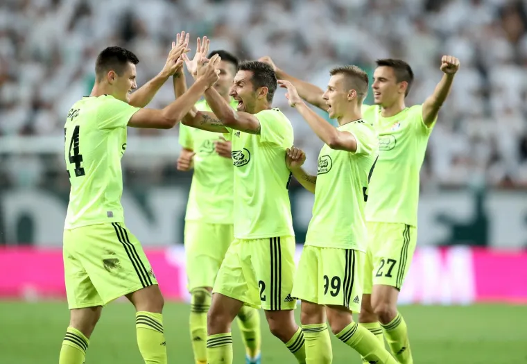 Plavi pomeli Mađare: Domaćinima utrpali četiri gola i u&scaron;li u play off Lige prvaka