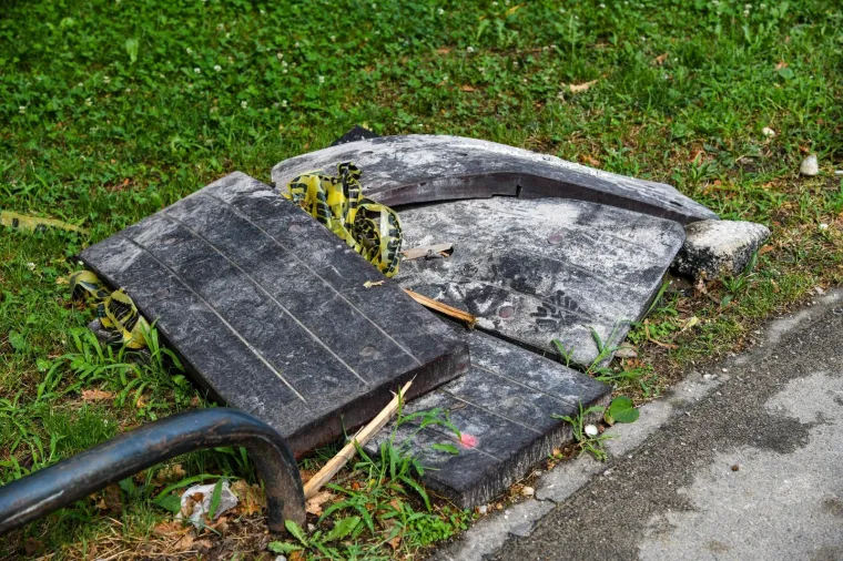GENIJALCI U ZAGREBU ASFALTOM SANIRALI LEŽEĆE POLICAJCE: Tko je ovdje lud?