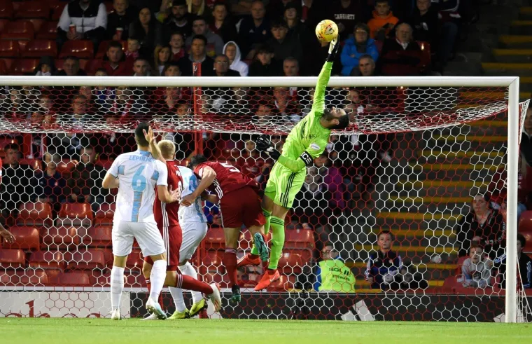 TA DIVNA ŠKOTSKA NOĆ: Riječani su pomeli Škote na terenu, ali i na tribinama