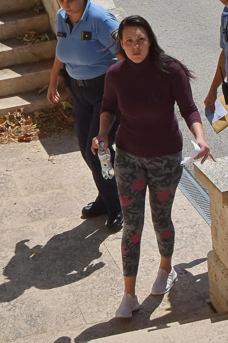 Privođenje vozačice koja je u srijedu navečer pijana izazvala prometnu nesreću u kojoj je poginuo mu&scaron;karac (39) na motociklu, a njegova kćer (17) zavr&scaron;ila u komi