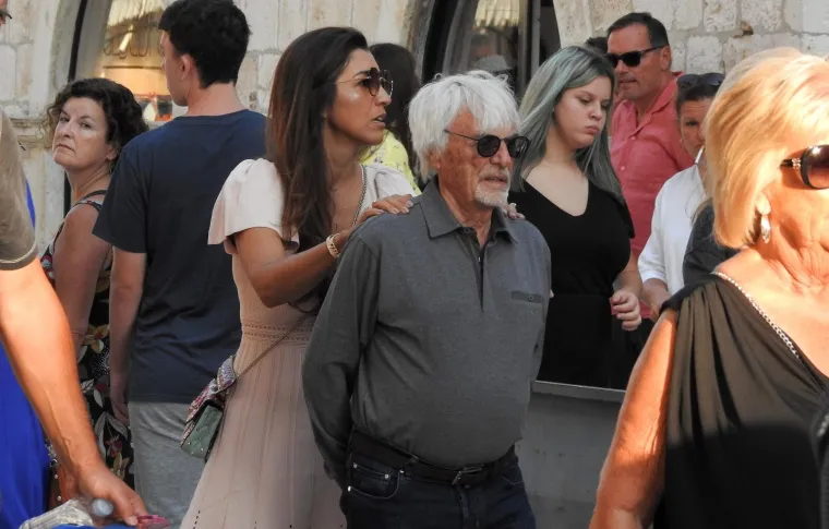 16.08.2019., Dubrovnik - Bernie cclestone sa suprugom Fabianom Flosi te prijateljima Christianom Horner sa suprugom bivsom spajsicom Geri Halliwell prosetali gradom.
Photo: Matija Habljak/PIXSELL