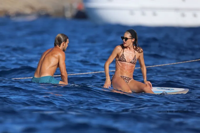 BIV&Scaron;A ANĐELICA UŽIVA U ŽIVOTU: Jahta, jet ski i bikini s leopardovim uzorkom su nekad sve &scaron;to vam treba