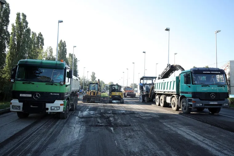 Ogromne gužve u Zagrebu: Počeli radovi na Držićevoj aveniji, vozači držite se!