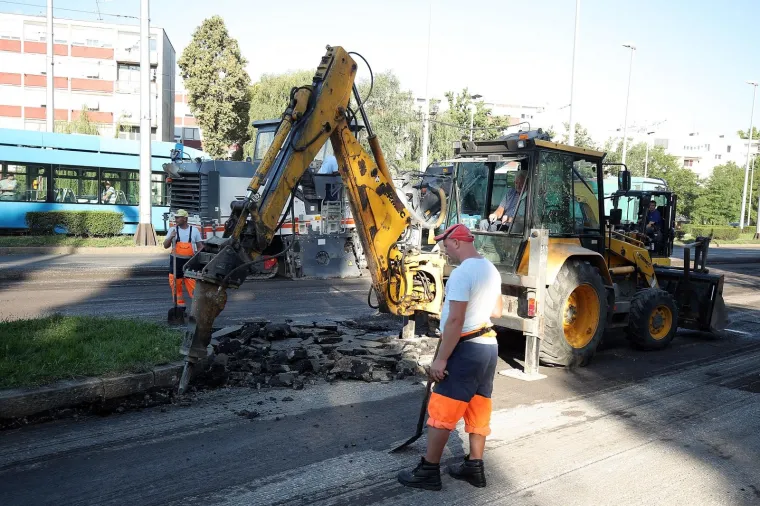 Ogromne gužve u Zagrebu: Počeli radovi na Držićevoj aveniji, vozači držite se!