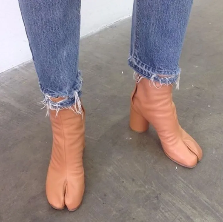 Naspram ovog i balerinke izgledaju sjajno: 20 slika obuće koju ne biste htjeli imati na nogama