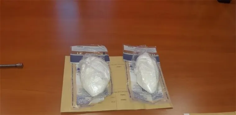 Zaplijenjeno je oko pola kilograma kokaina te 35 grama heroina