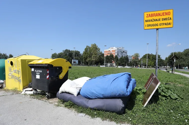 Prizori sramote u centru metropole! Stotinjak metara od buduće zgrade Predsjedni&scaron;tva Vijeća EU  prava eko katastrofa
