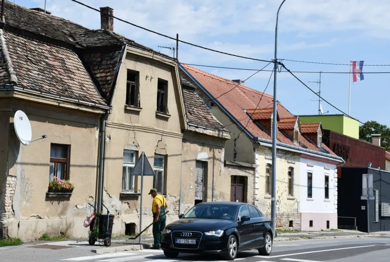 Sisak podsjeća na horor film! Sve je vi&scaron;e napu&scaron;tenih i oronulih zgrada