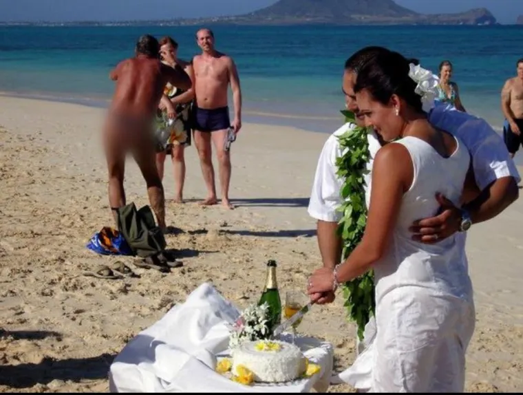 Photobomb = užas, photobomb na slici vjenčanja = kriminal: 25 ˝savr&scaron;enih˝ slika s vjenčanja