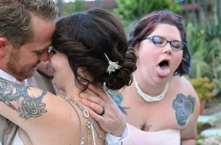 Photobomb = užas, photobomb na slici vjenčanja = kriminal: 25 ˝savr&scaron;enih˝ slika s vjenčanja