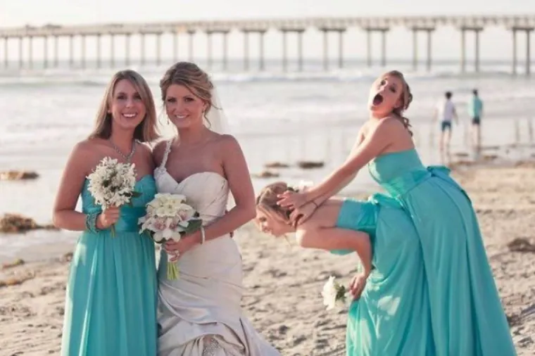 Photobomb = užas, photobomb na slici vjenčanja = kriminal: 25 ˝savr&scaron;enih˝ slika s vjenčanja