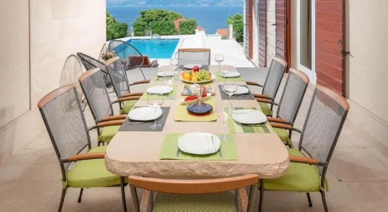 Fotografije lažnog luksuza: Ovako izgleda vila za koju su francuski turisti izdvojili 47.500 kuna!