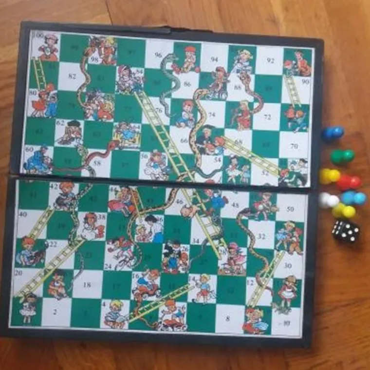 Ovo se zove zabava: 25 igara od kojih se nismo odvajali dokle god mama nije već 15. put zvala na ručak