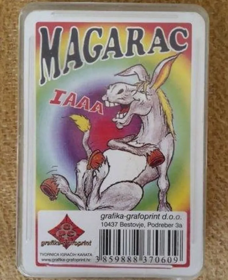 Ovo se zove zabava: 25 igara od kojih se nismo odvajali dokle god mama nije već 15. put zvala na ručak