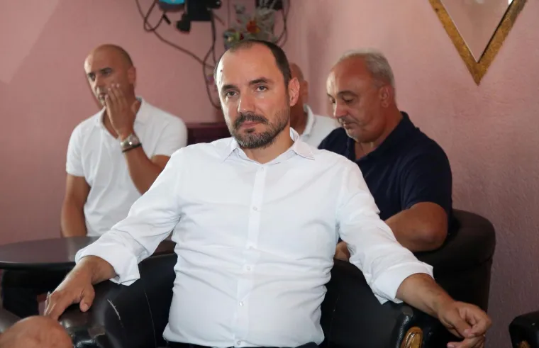 Pupovac stigao u Uzdolje gdje je u napadu ozlijeđeno petero ljudi: 'Ovo se nije događalo ni u poratnim vremenima'