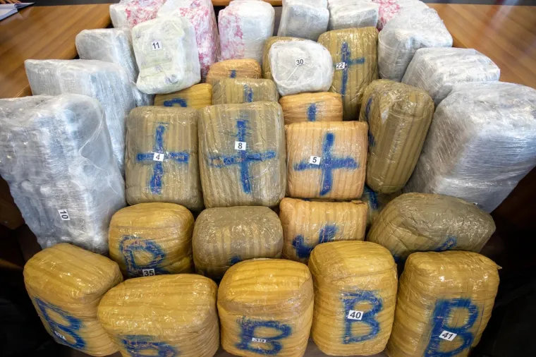 Vrijednost zapljenjene droge procjenjuje se na oko pet milijuna kuna, a 15 milijuna u maloprodaji na crnom trži&scaron;tu