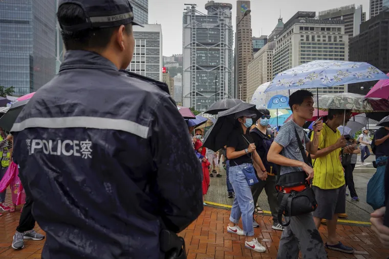 Nemile scene borbi prosvjednika i policije obilaze svijet: U Hong Kongu uhićeno 29 osoba