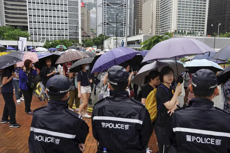 Nemile scene borbi prosvjednika i policije obilaze svijet: U Hong Kongu uhićeno 29 osoba