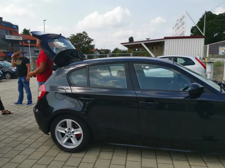 Prona&scaron;ao eksploziv u BMW-u: 'Bojim se jer su mi brata ubili'