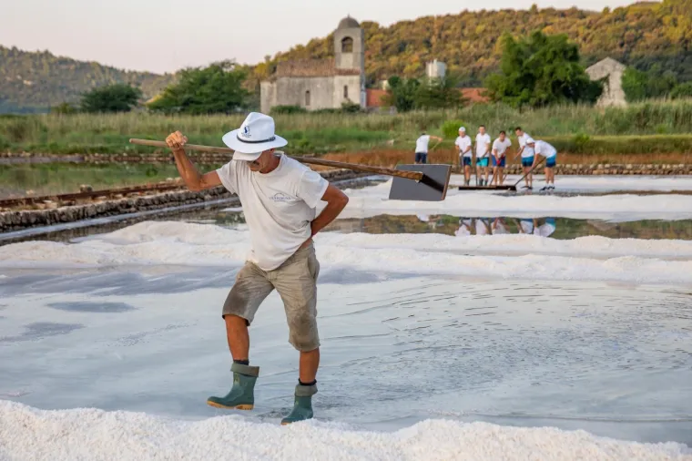 Tradicija stara 4000 godina: Počela berba soli u najstarijoj hrvatskoj, ali i europskoj solani