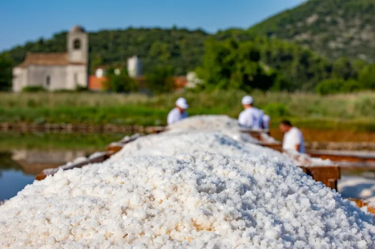 Tradicija stara 4000 godina: Počela berba soli u najstarijoj hrvatskoj, ali i europskoj solani
