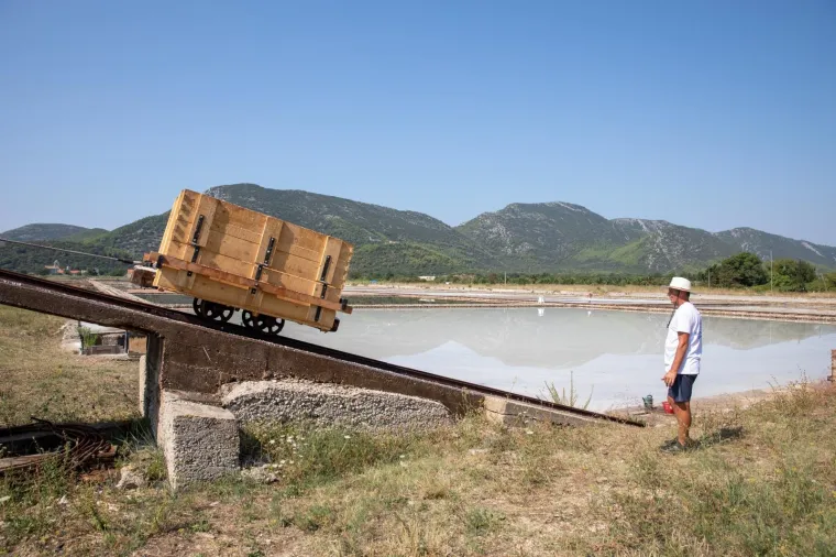 Tradicija stara 4000 godina: Počela berba soli u najstarijoj hrvatskoj, ali i europskoj solani