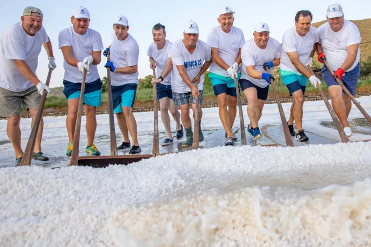 Tradicija stara 4000 godina: Počela berba soli u najstarijoj hrvatskoj, ali i europskoj solani