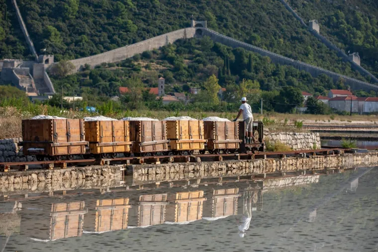 Tradicija stara 4000 godina: Počela berba soli u najstarijoj hrvatskoj, ali i europskoj solani