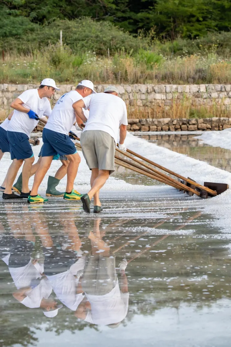 Tradicija stara 4000 godina: Počela berba soli u najstarijoj hrvatskoj, ali i europskoj solani