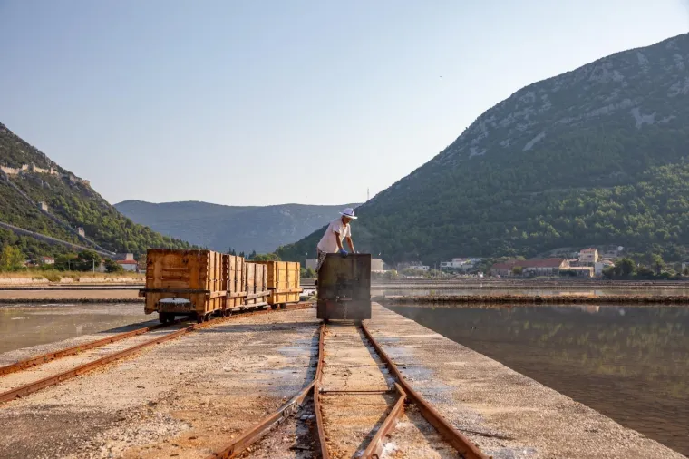 Tradicija stara 4000 godina: Počela berba soli u najstarijoj hrvatskoj, ali i europskoj solani
