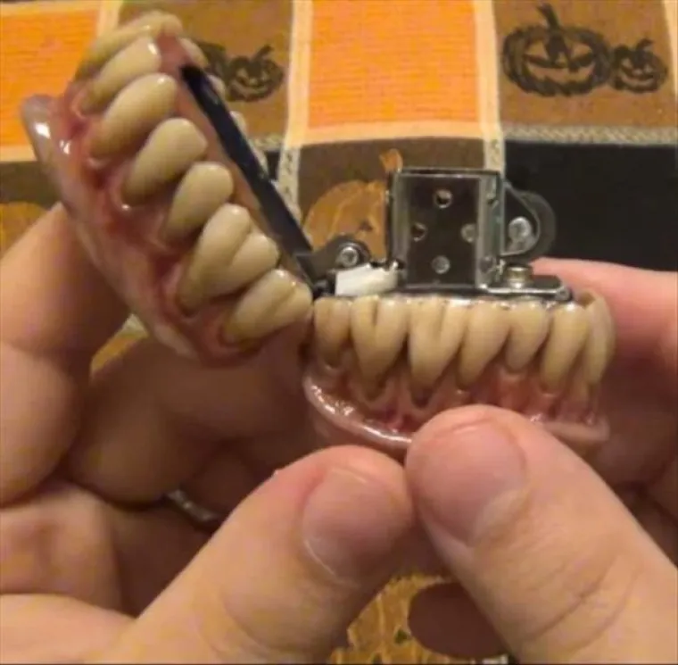 OVO SU NAJBIZARNIJE STVARI KOJE SE PRODAJU NA INTERNETU: Od većine njih imat ćete traumatične noćne more