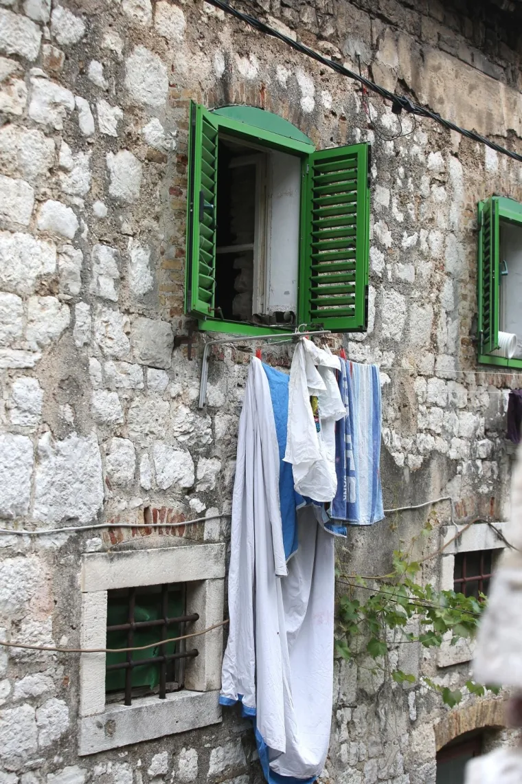 Šibenčani ne žele zabranu sušenja rublja na pročeljima