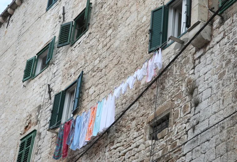 Šibenčani ne žele zabranu sušenja rublja na pročeljima