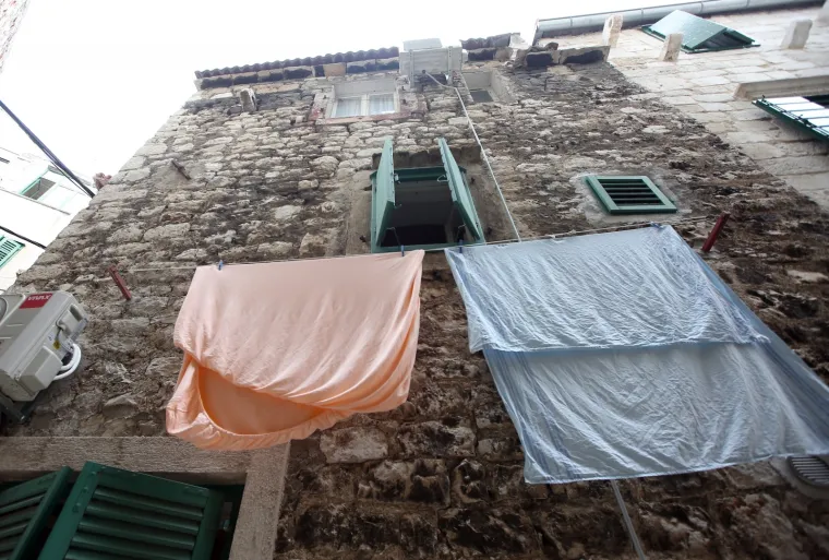 Šibenčani ne žele zabranu sušenja rublja na pročeljima