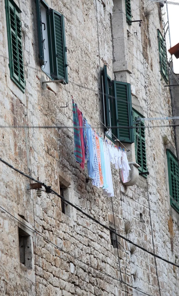 Šibenčani ne žele zabranu sušenja rublja na pročeljima