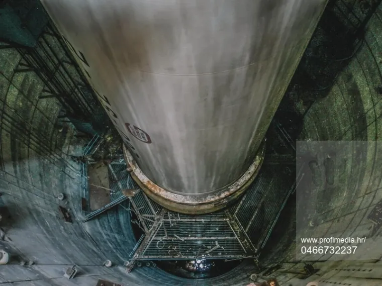 Jezive fotografije derutnih skladi&scaron;ta, raspadajućih raketnih silosa i napu&scaron;tenih zgrada je sve &scaron;to je ostalo od nekada najmodernijeg postrojenja. Aerojet Dade Rocket Development Facility svojedodobno se natjecao za izradu komponenata letjelica koje su odvele čovjeka na Mjesec.